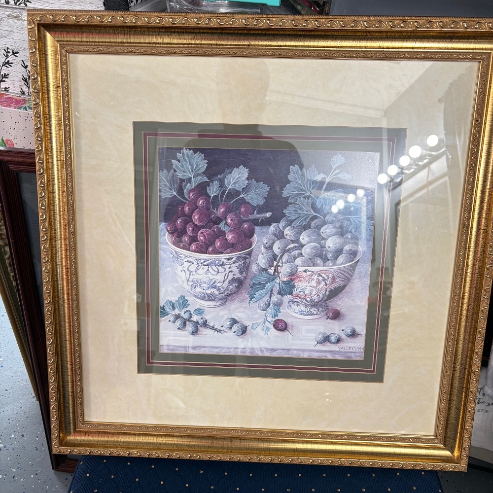 VINTAGE 1994 GALLERY PAINTING OF BEAUTIFUL CITRUS FRUIT AS IN  GRAPES